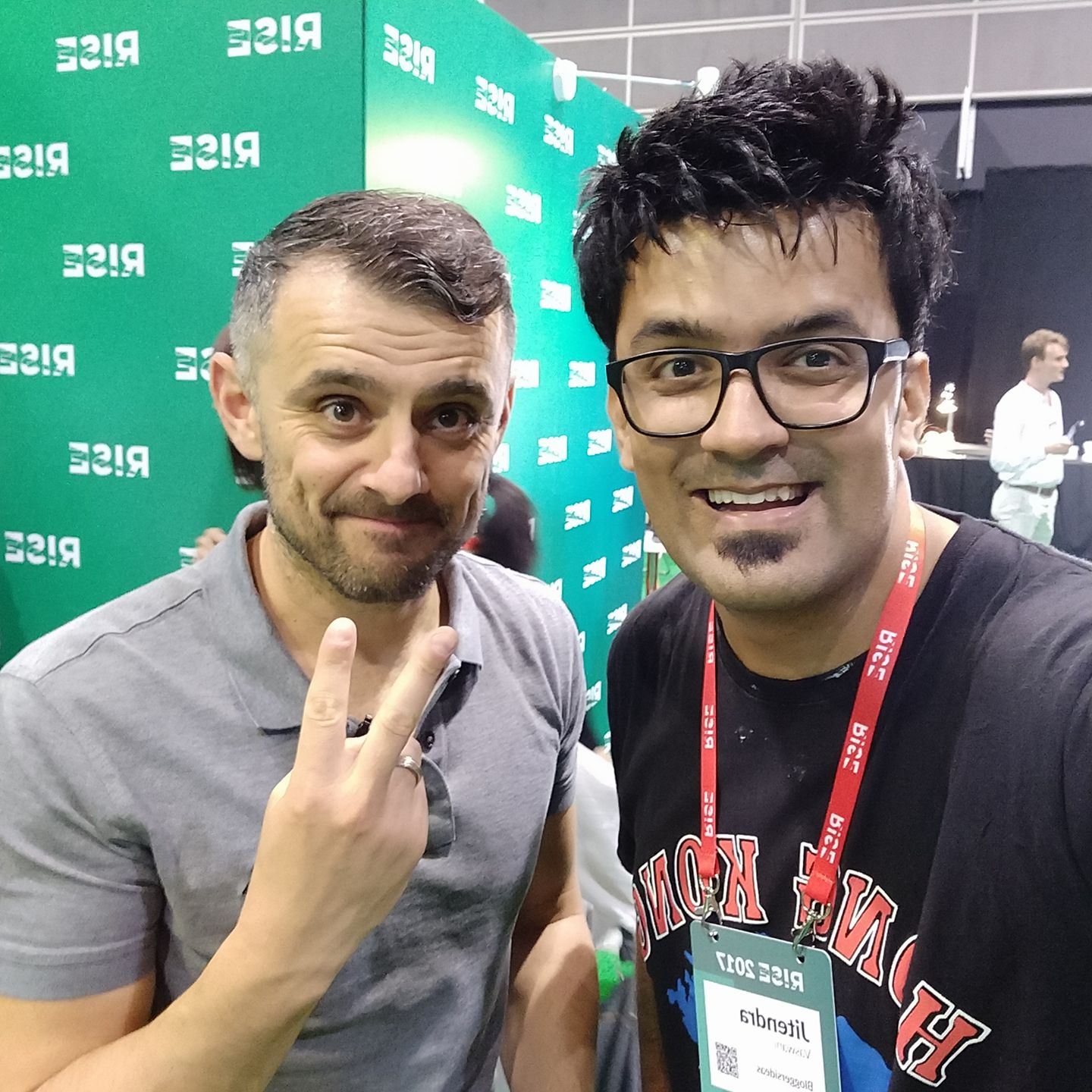 Gary Vaynerchuk Don’t Struggle. Hustle