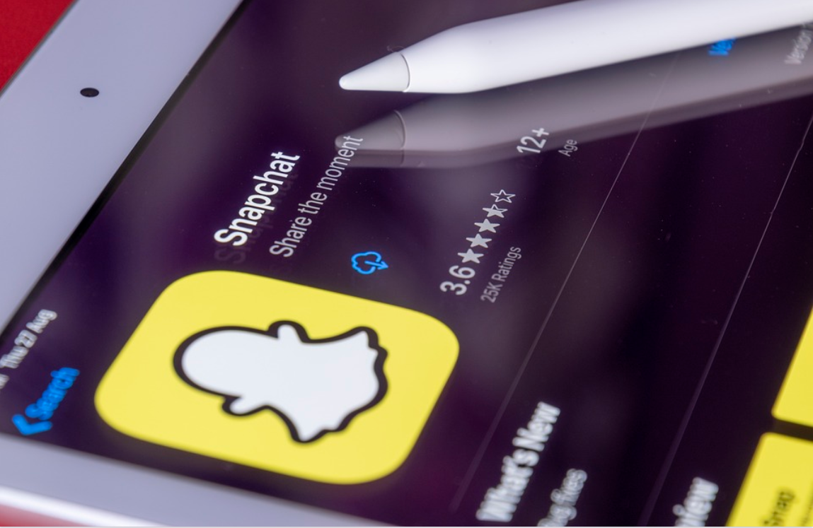 Uninstall And Reinstall Snapchat